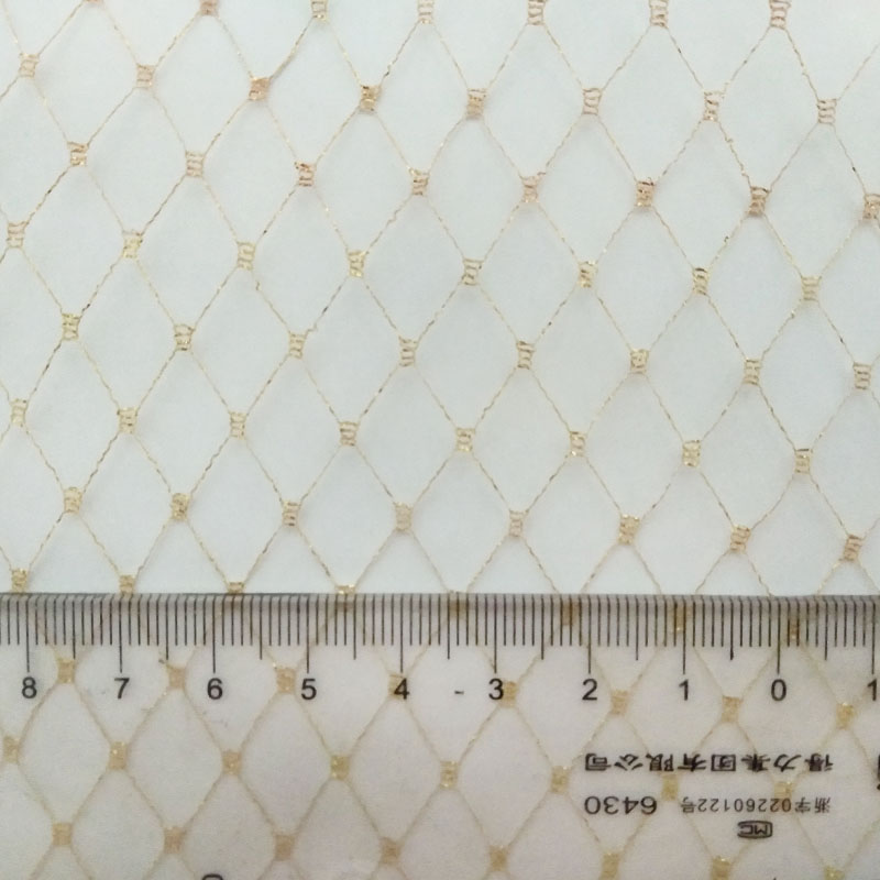 Velo in Rete Nera a Reticolo D - Crystal Mesh Fabric recensione e prezzo